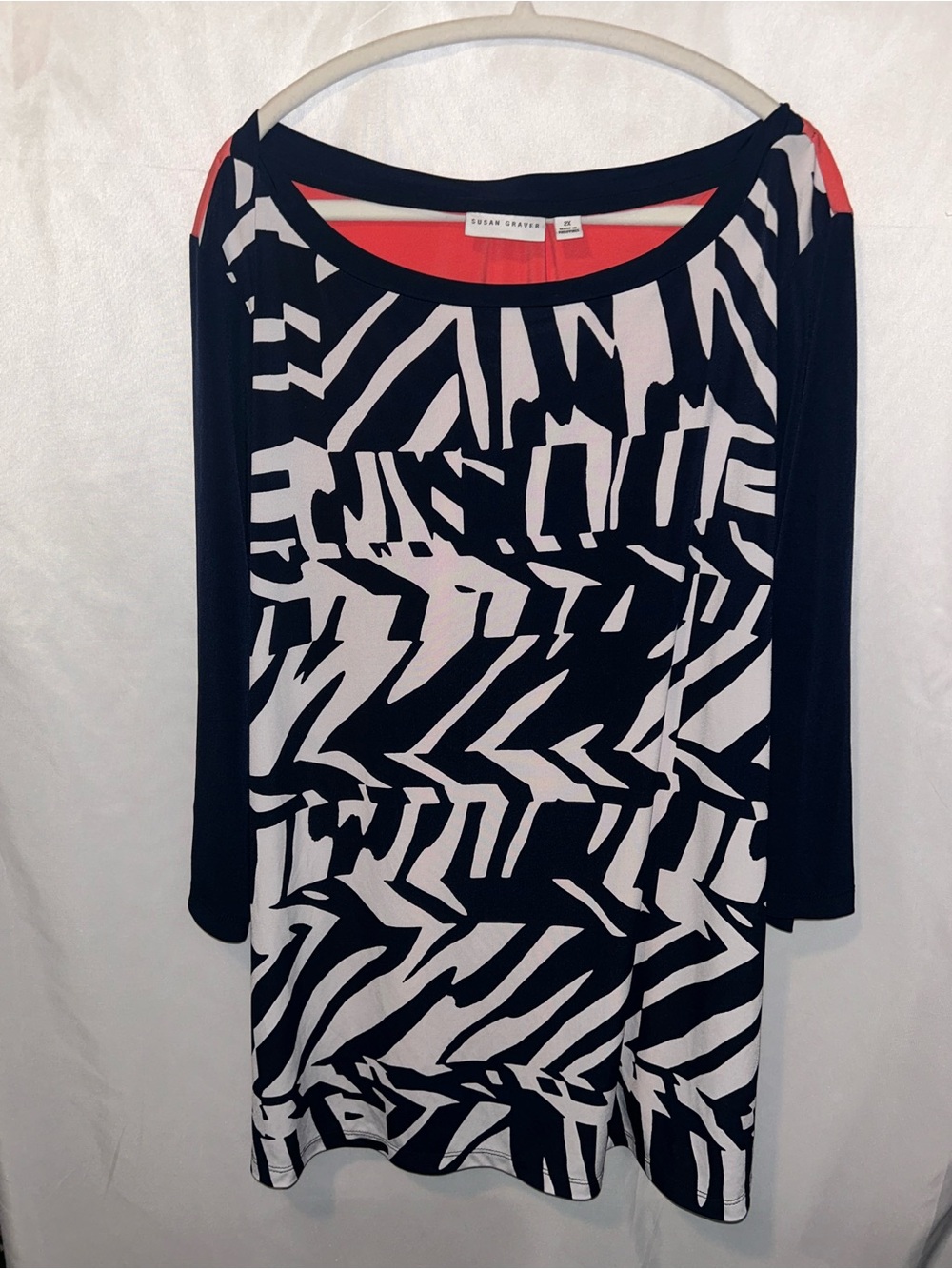 Susan Graver Navy & White Abstract Print with Coral Accents tunic shirt